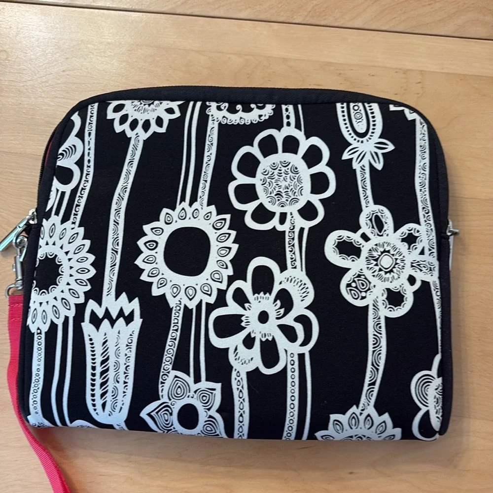 Samsonite Black & White Floral Neoprene Zip Pouch for IPad w/ Pink Accent Strap